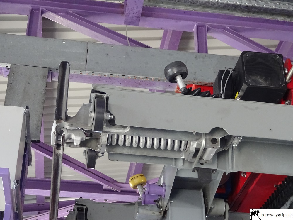 Détail de la pince vue de dessous